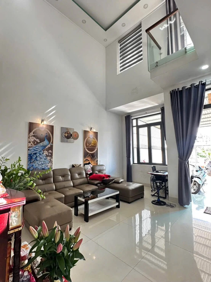 Bán nhà mê lửng hẻm 442 Y Moan, 162.5m², 3PN, 3.45 tỷ - Ảnh 1