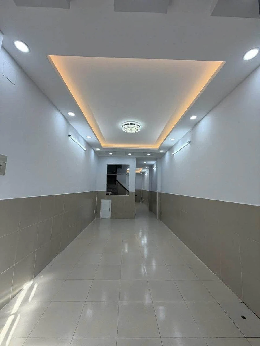 Bán nhà mặt tiền Trần Hưng Đạo Quận 5, 44m², 2 tầng 6.8 tỷ - Ảnh thu nhỏ 3
