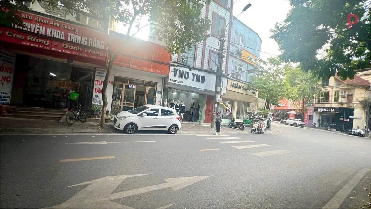 Bán nhà 90m² 2PN gần chợ Nguyễn Du, Quận 5 - Ảnh 1