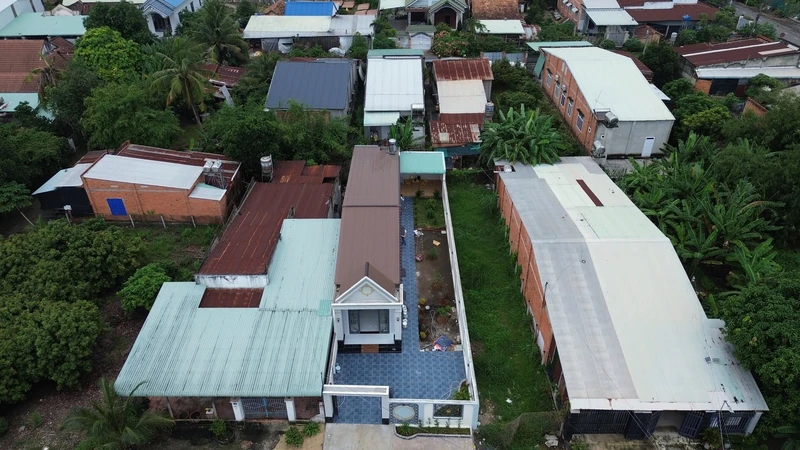 Nhà sân vườn Long Hoa 275m² giá 1 tỷ 939 triệu Tây Ninh