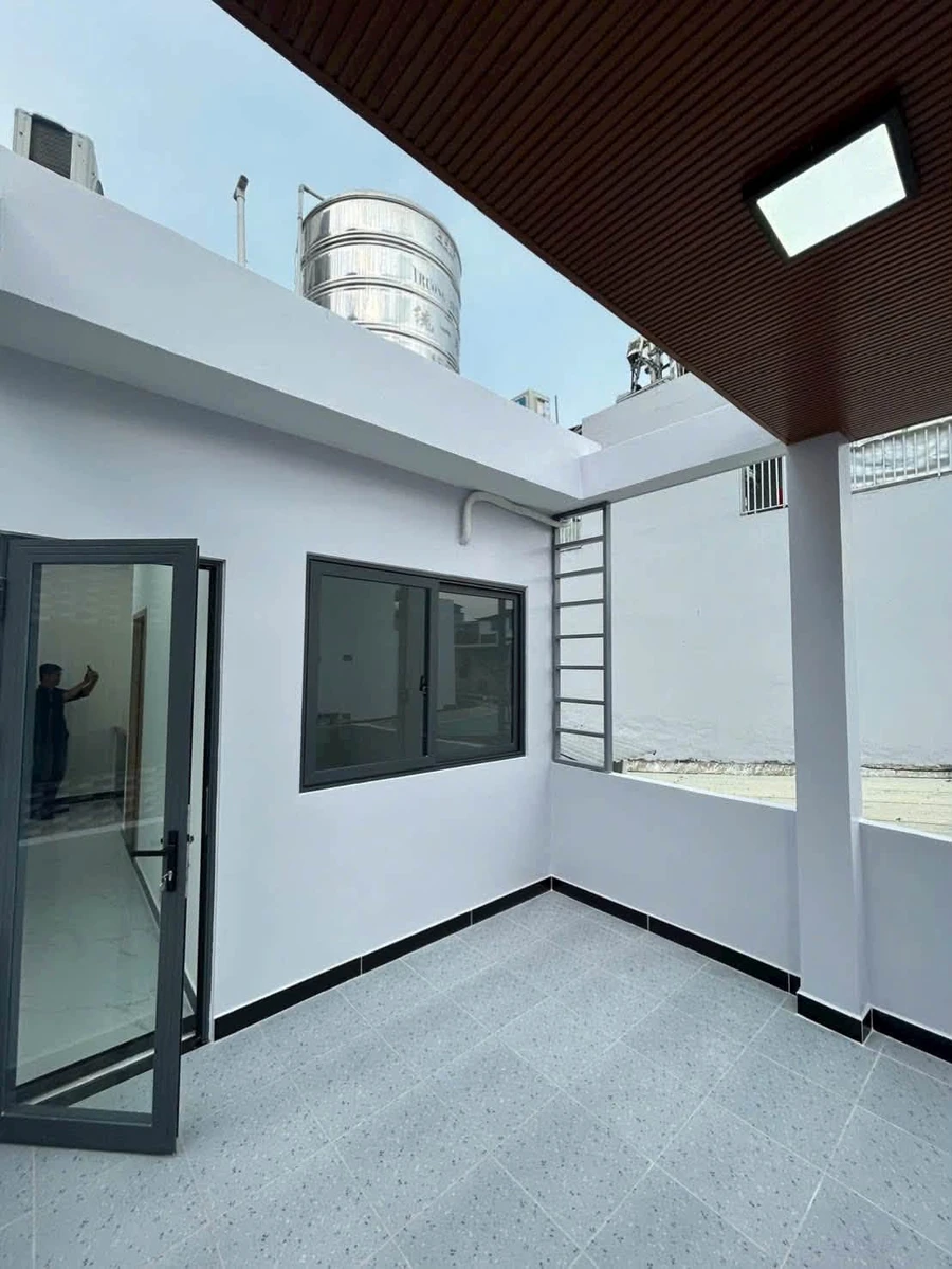 Bán nhà hẻm 4 tầng 54m2 (5,4x10m) 3PN đường An Bình, Quận 5 giá 5,999 tỷ - Ảnh 1