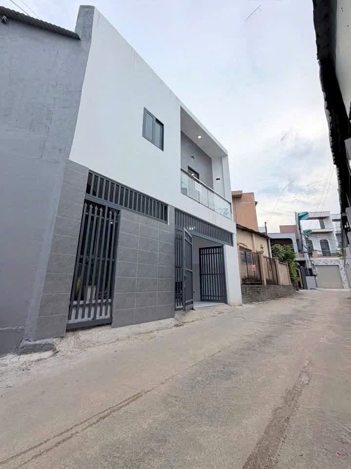 Bán nhà 1 trệt 1 lầu 49m2, 3 PN Biên Hoà, 2,6 tỷ - Ảnh thu nhỏ 2