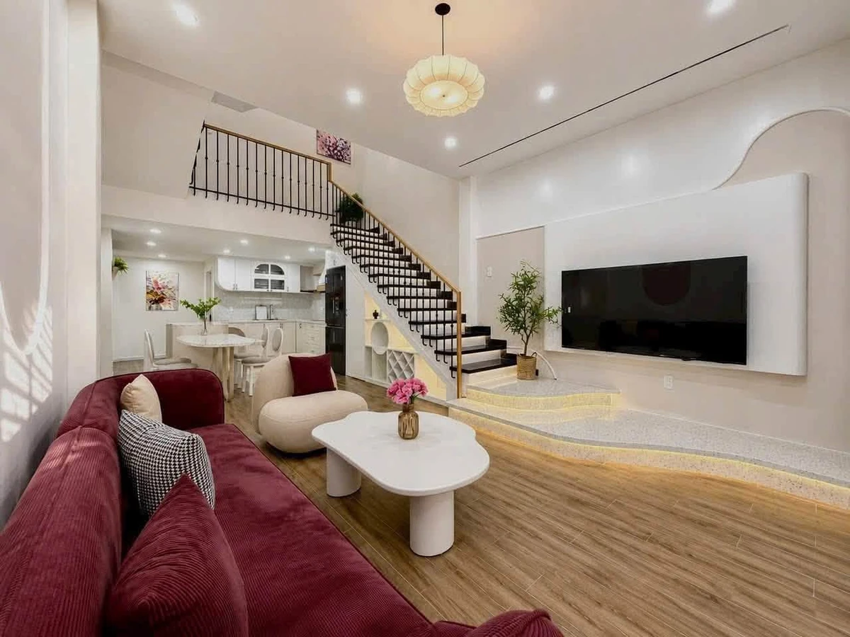 Bán nhà 3 tầng 174m2, 3 PN ở Lê Duẩn, Hải Phòng - Ảnh thu nhỏ 2