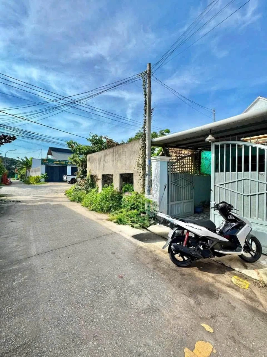 Nhà mặt tiền 2 PN 90m2 Bình Nhâm Bình Tân giá 2,75 tỷ - Ảnh 1