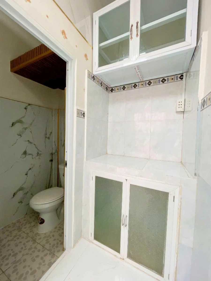 Bán nhà mới 1 trệt 1 lầu 1PN Quận 4, 1 tỷ 450 triệu - Ảnh thu nhỏ 4