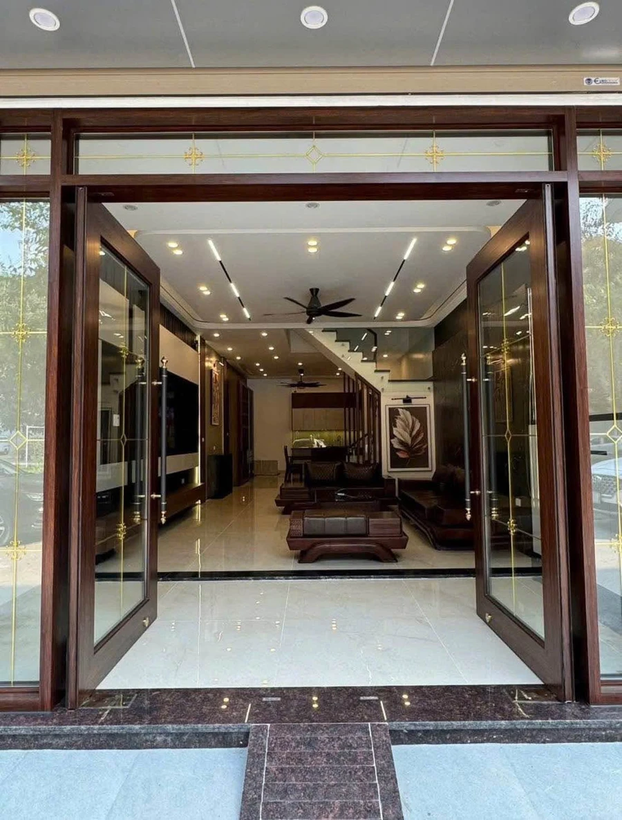 Nhà 3 tầng 80m² KĐT Cao cấp Bình Minh - 7 tỷ - Ảnh 1