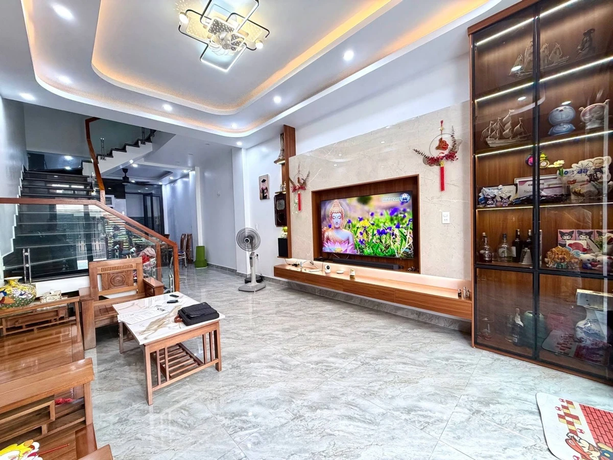Bán nhà 4 tầng 63m² Lê Hồng Phong Hải Phòng 7 tỷ - Ảnh 1