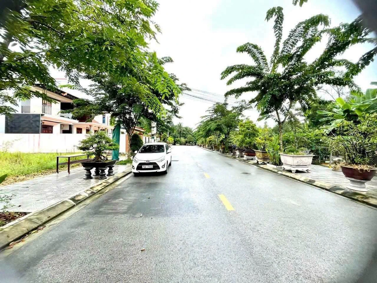 Bán đất mặt tiền QL49 Nhà Bè 400 m² sổ đỏ chính chủ - Ảnh thu nhỏ 2