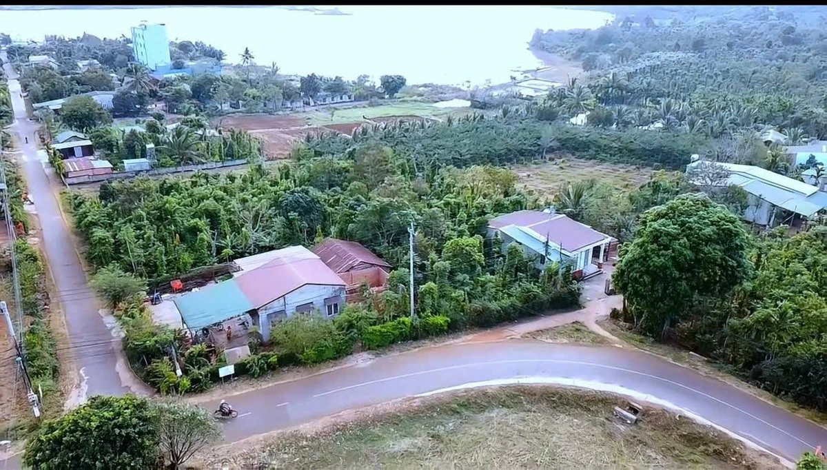 Bán đất giáp hồ 500m² Đắk Lắk 3,3 tỷ - Ảnh thu nhỏ 3