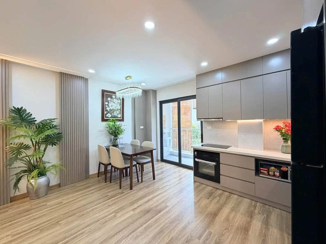 Bán chung cư 70m2, 2 phòng ngủ, hơn 4 tỷ, Mễ Trì Hạ - Ảnh 1