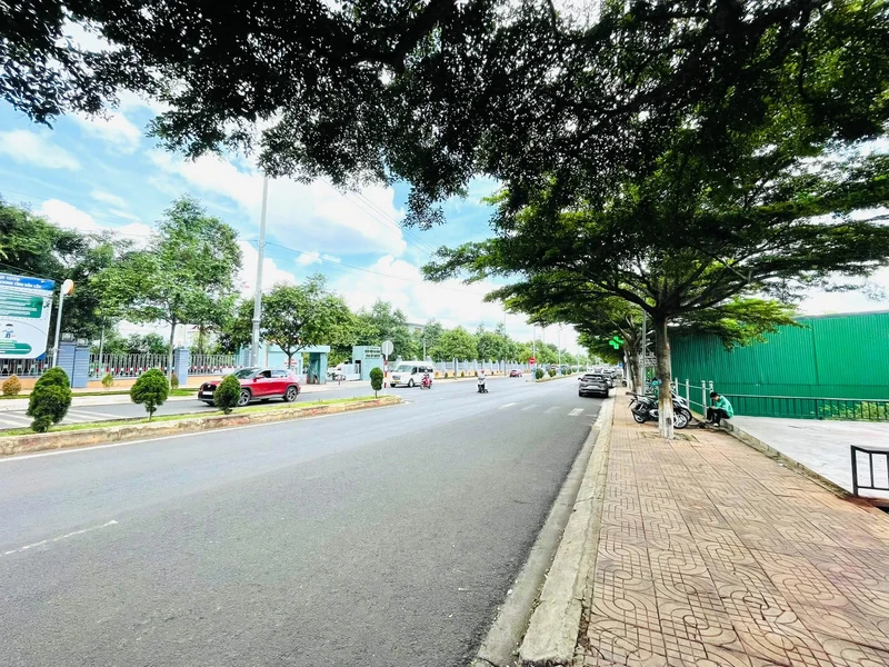 Bán đất 514m2 hai mặt tiền Đại lộ Võ Nguyên Giáp, Phường Tự An, Đắk Lắk