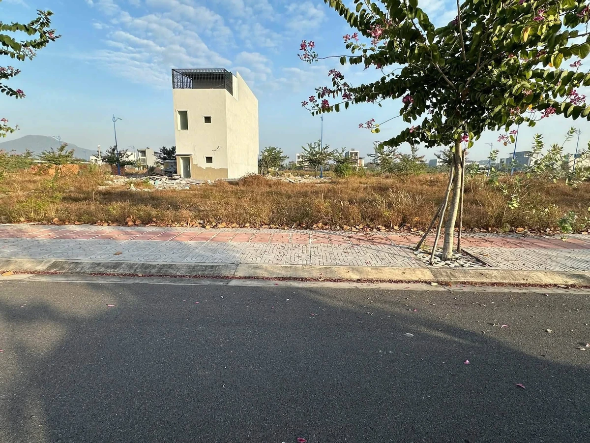 Bán đất 90m2 full thổ cư khu tái định cư Hòa Long, TP Bà Rịa, giá 2,09 tỷ - Ảnh thu nhỏ 2