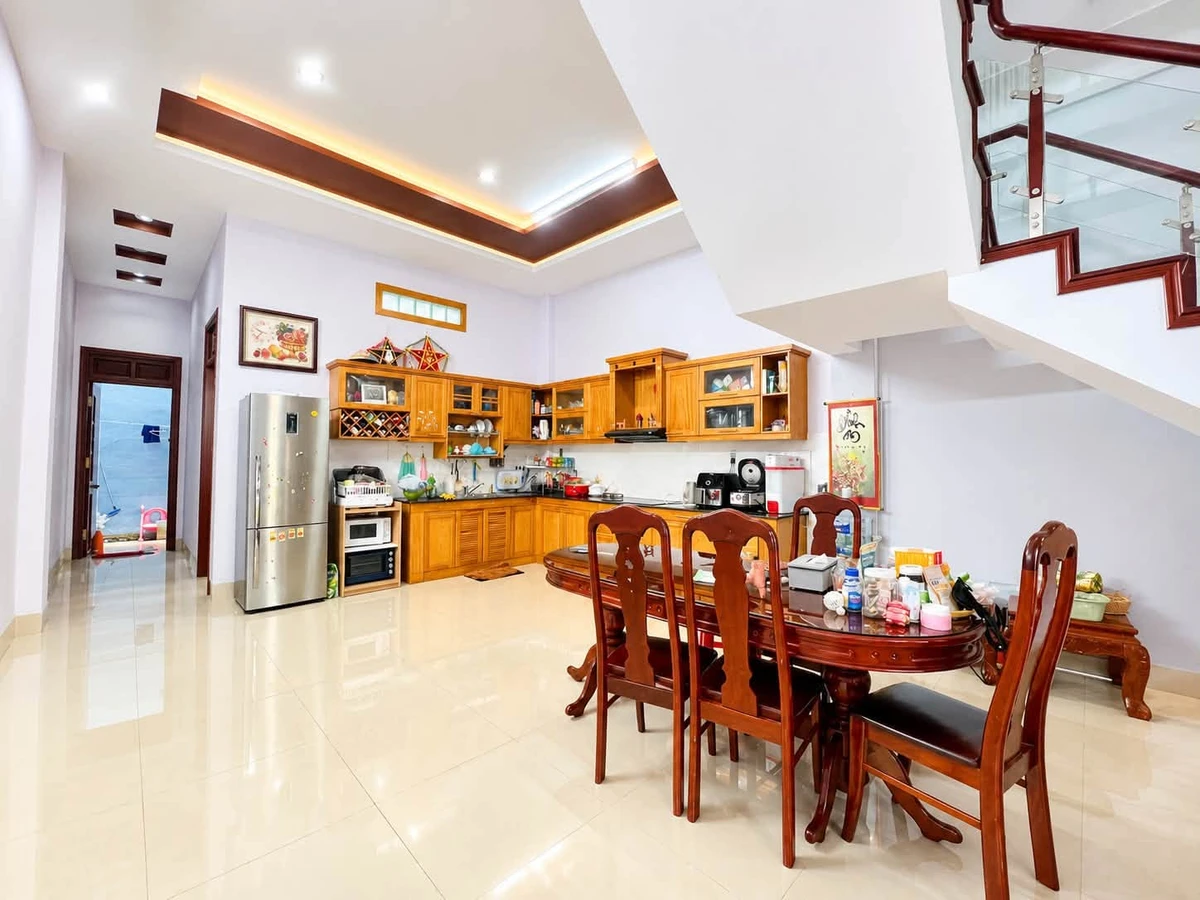 Bán nhà 2 mê mặt tiền 5×24 (120m²) 9,9 tỷ Bình Tân - Ảnh thu nhỏ 2