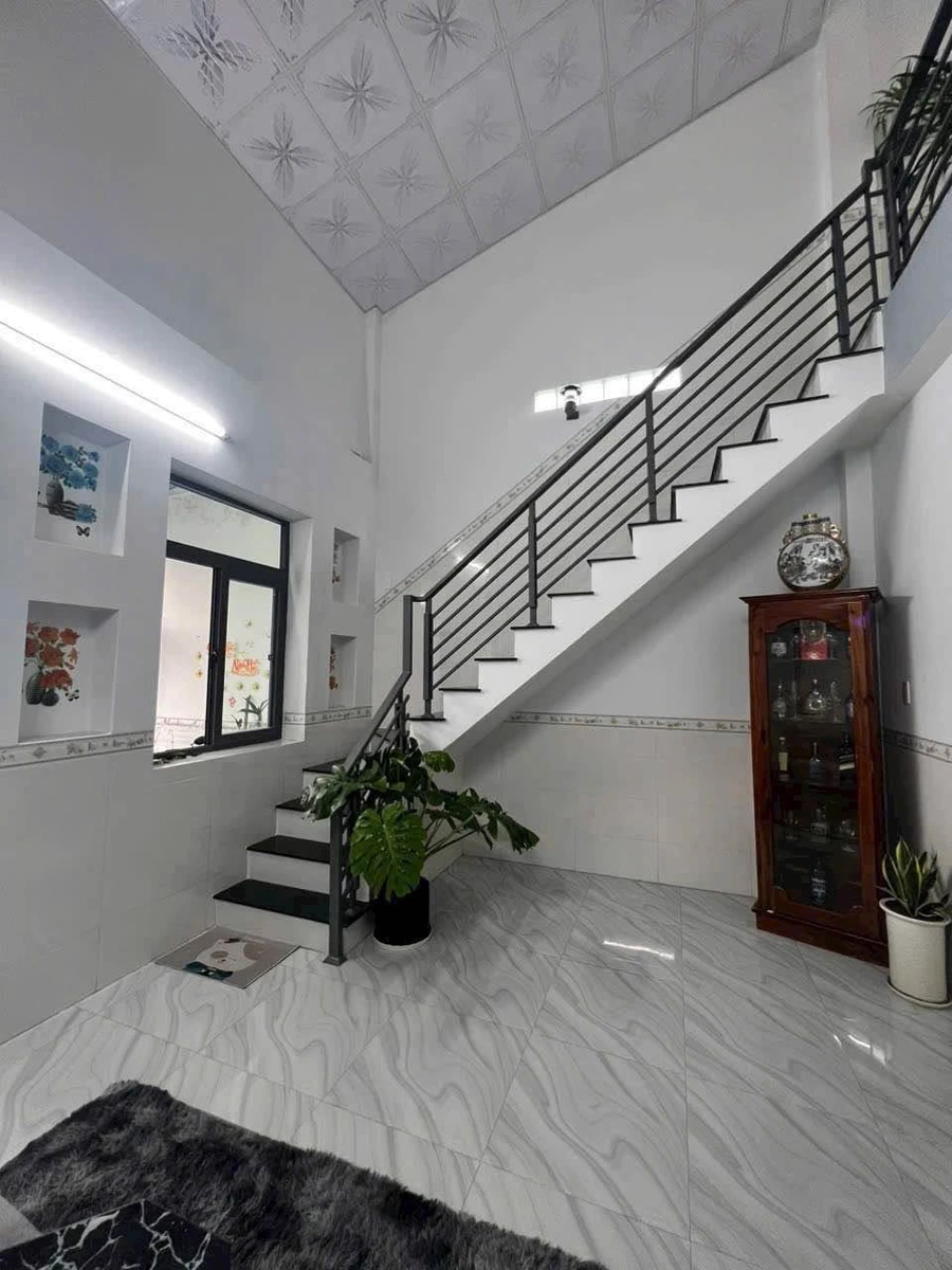 Bán nhà lầu mặt tiền Lê Quang Đạo 75m² - Ảnh 1