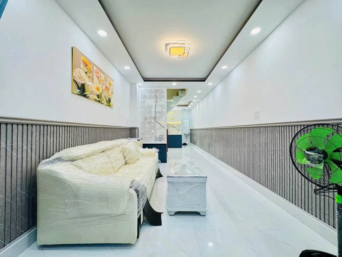 Bán nhà 3 lầu 4PN Huỳnh Tấn Phát Nhà Bè 32m² 2.85 tỷ - Ảnh thu nhỏ 2