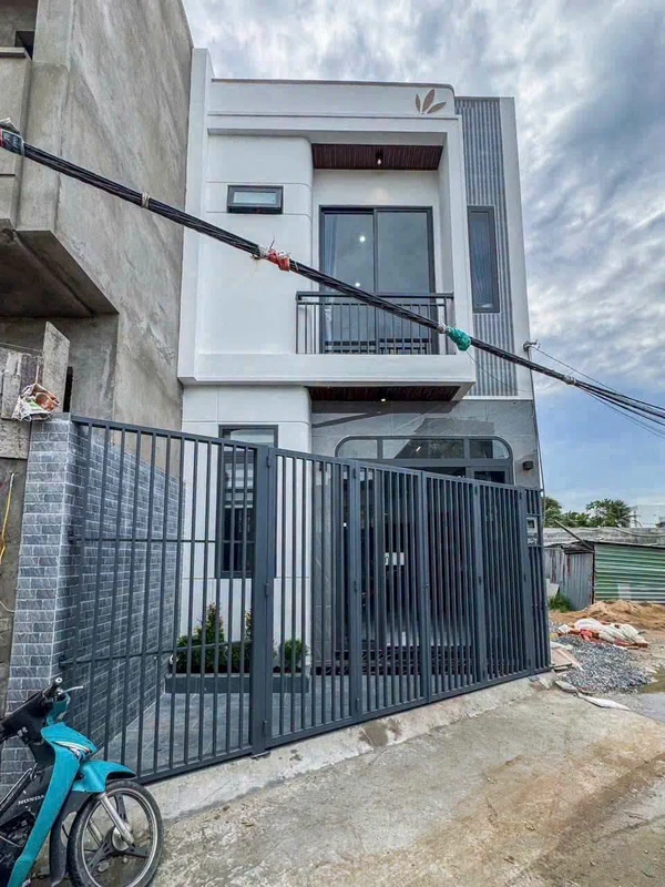 Nhà trệt lầu hiện đại 45m² 2PN Bình Thuỷ, Cần Thơ