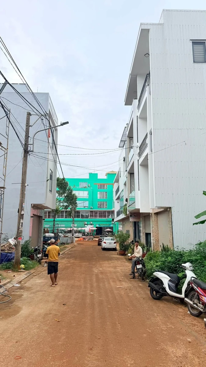 Bán đất nền Lý Tự Trọng 68,5m² 5 tỷ 650 - Ảnh thu nhỏ 2