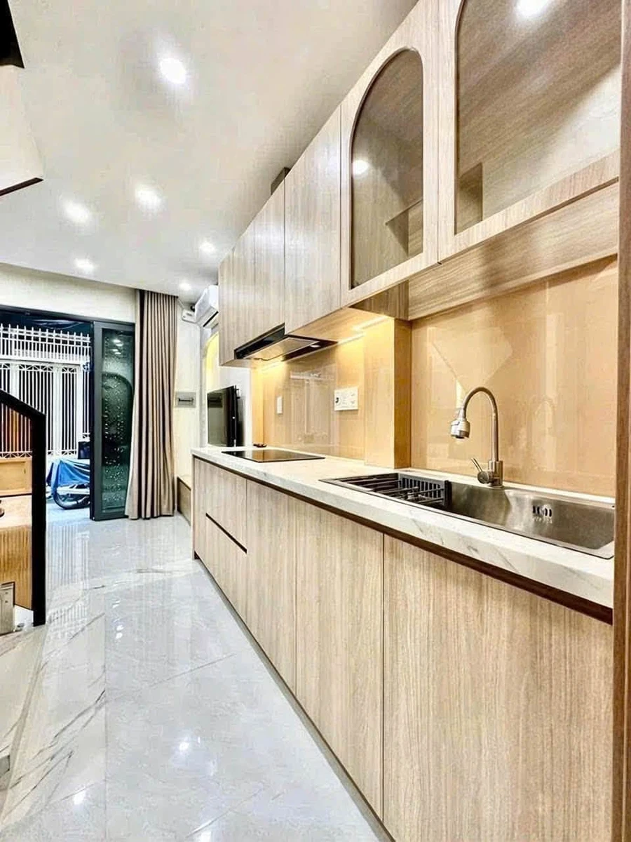 Bán nhà phố 3PN 2WC Trần Nhuật Duật Q1, 30m², 5.649 tỷ - Ảnh thu nhỏ 4