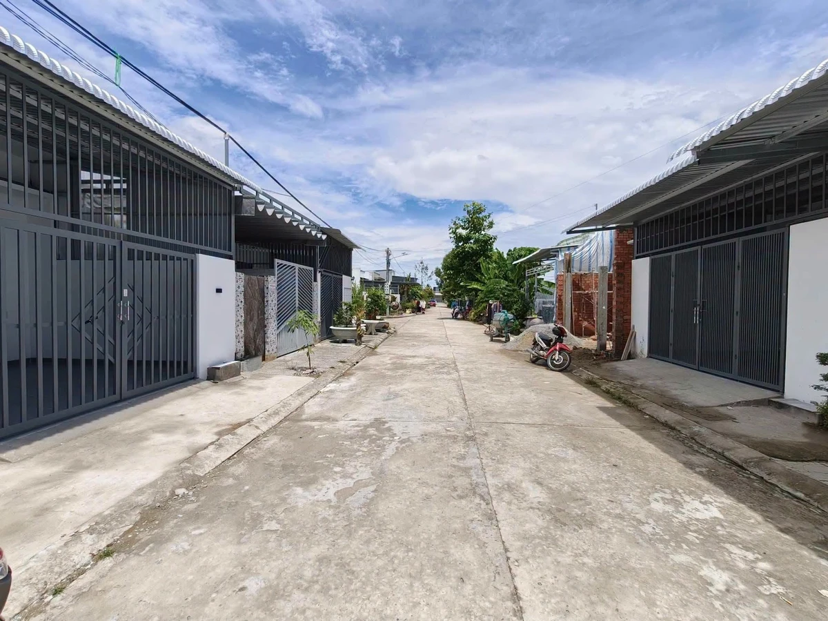 Bán nhà mới 2 phòng ngủ 97.5m² Châu Thành, Kiên Giang - Ảnh thu nhỏ 3