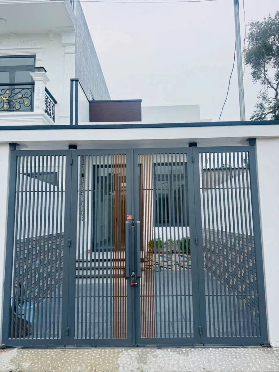 Bán nhà cấp 4 đất thổ 100m2 SHR, 2PN 2WC, thị trấn Cần Giuộc, Long An - Ảnh thu nhỏ 2