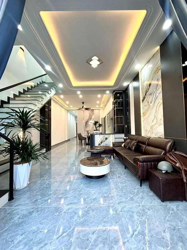 Bán nhà mới 3PN 2WC 120m² An Dương Vương Pleiku
