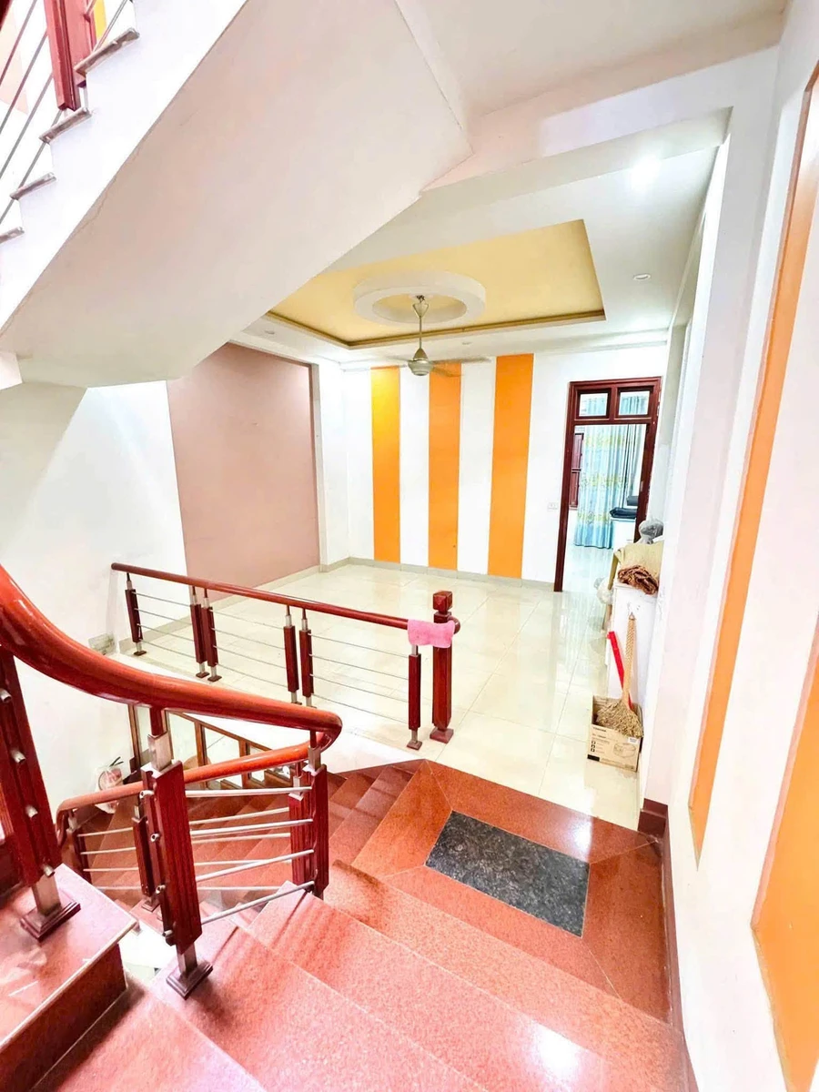 Bán nhà 3 tầng 4 phòng 85.5m² đường Lạc Sơn Bình Tân 3.9 tỷ - Ảnh thu nhỏ 3