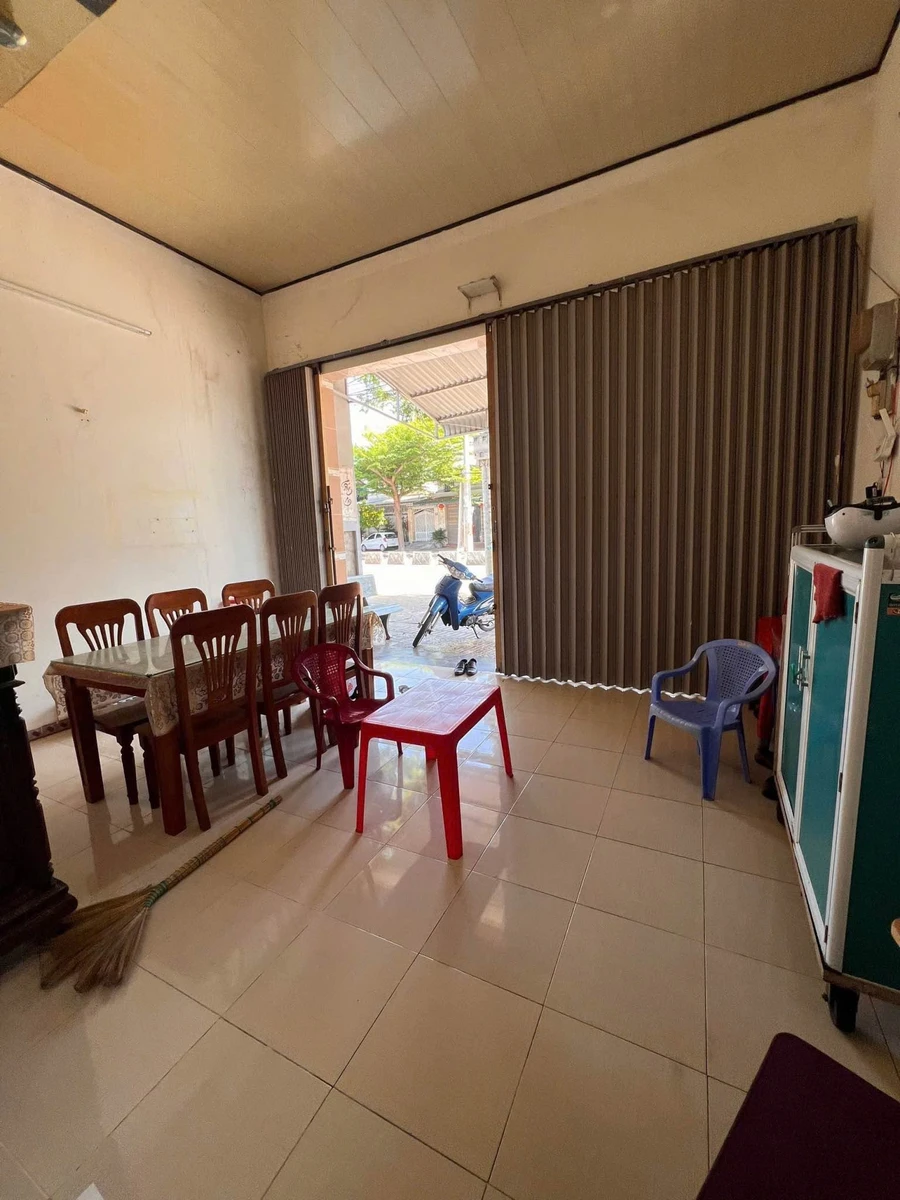 Bán nhà mặt đường Hải Thượng Lãn Ông 2 tỷ 5, 75m², 2PN, Khánh Hòa - Ảnh thu nhỏ 2