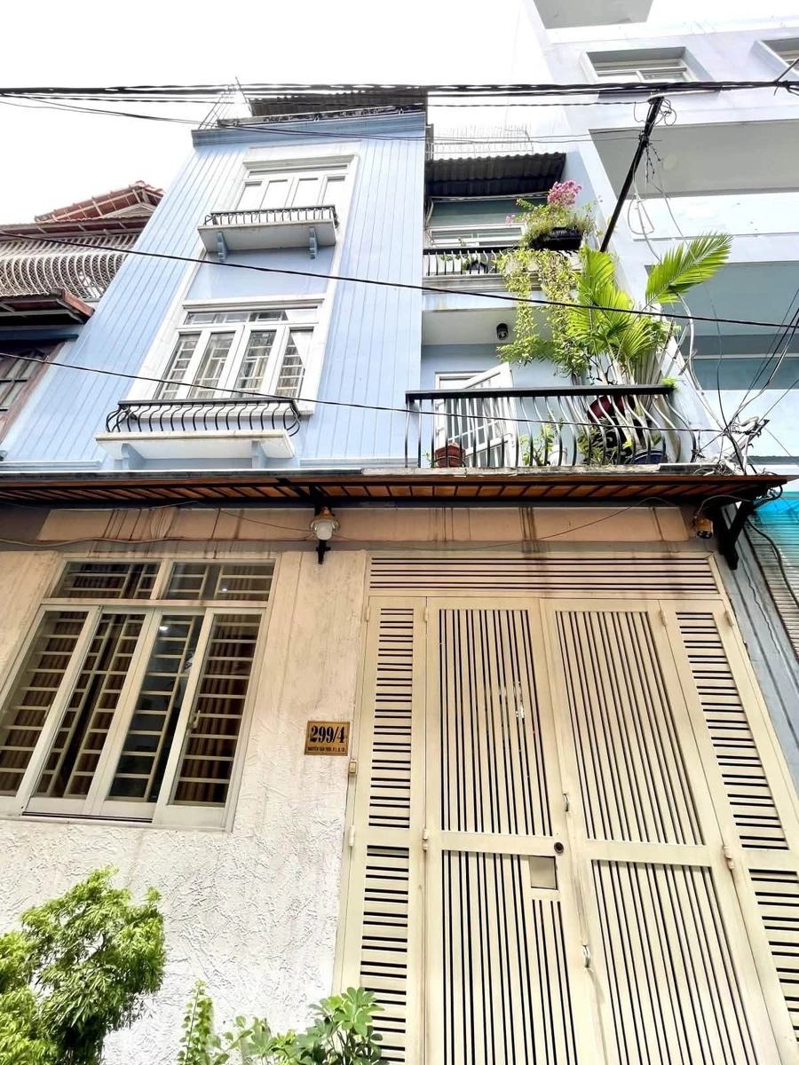 Bán nhà 4 tầng 48m2 hẻm ô tô gần mặt tiền Nguyễn Văn Trỗi, Tân Bình, giá 10,9 tỷ - Ảnh 1