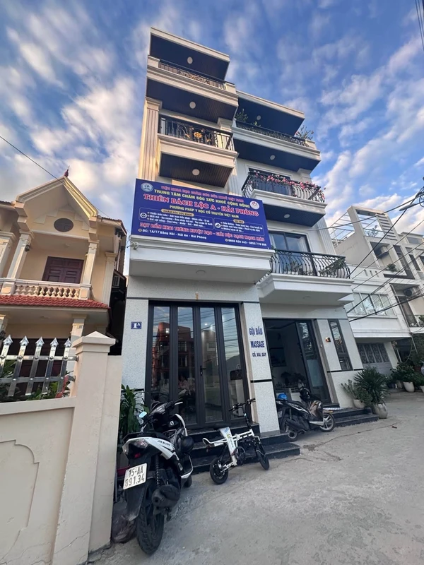 Bán nhà 4 tầng 55m2 sát mặt đường Đằng Hải, Hải Phòng, vừa ở vừa kinh doanh