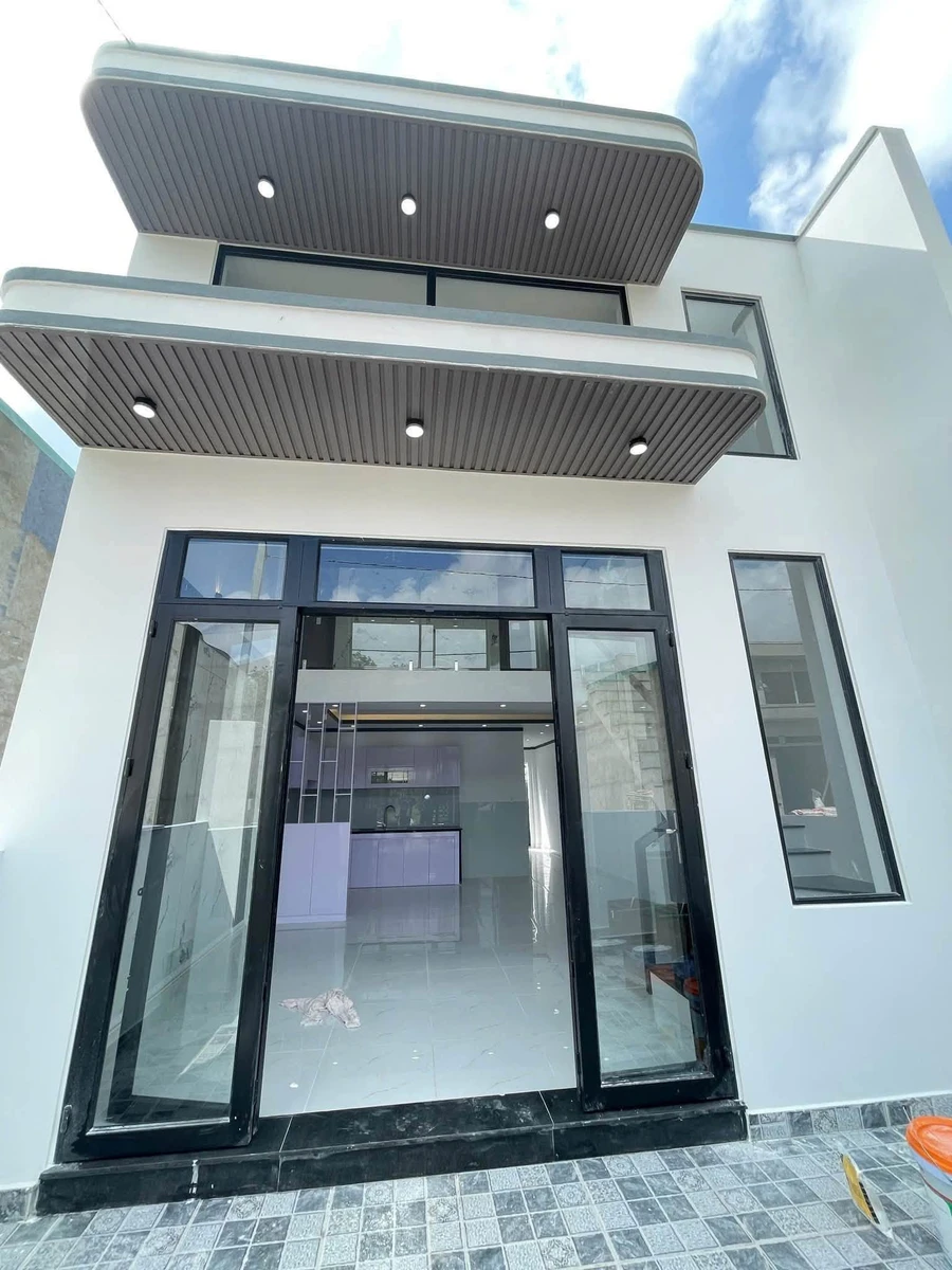 Nhà 1 trệt 1 lửng 80m² sổ riêng Bình Dương 1 tỷ 750 triệu - Ảnh thu nhỏ 2