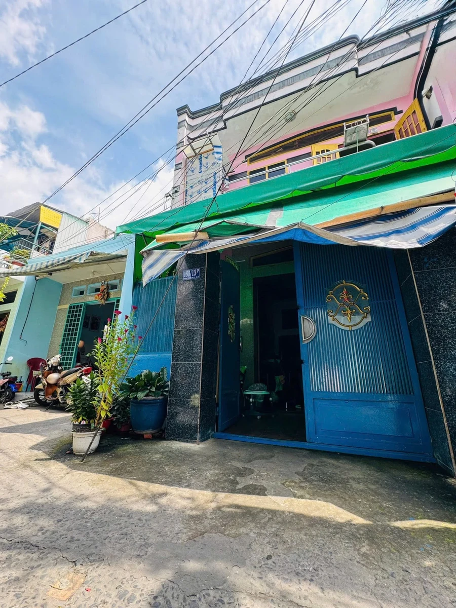 Bán nhà 2 tầng 5.5x15m 79m² Quận 6 - Ảnh 1