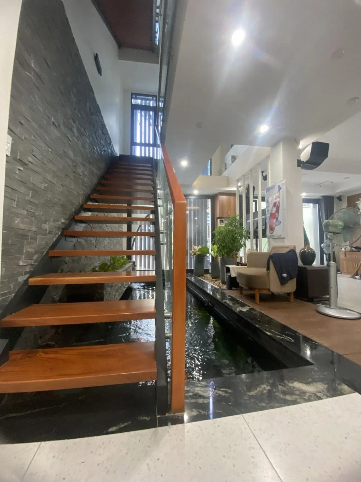 Bán nhà 5 tầng 83m² thang máy Phú Nhuận 15 tỷ - Ảnh 1