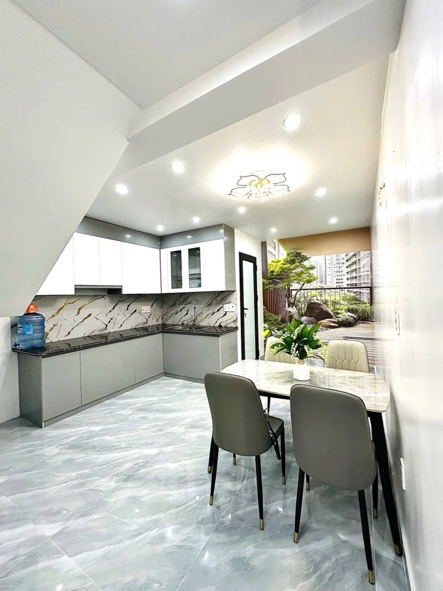 Bán nhà diện tích 70m2 có sân cổng riêng, tặng full nội thất gần Cầu Niệm - Ảnh thu nhỏ 3