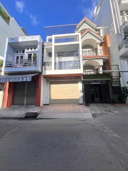 Bán nhà mặt tiền 90m², Nguyễn Huỳnh, 11 tỷ - Ảnh 1