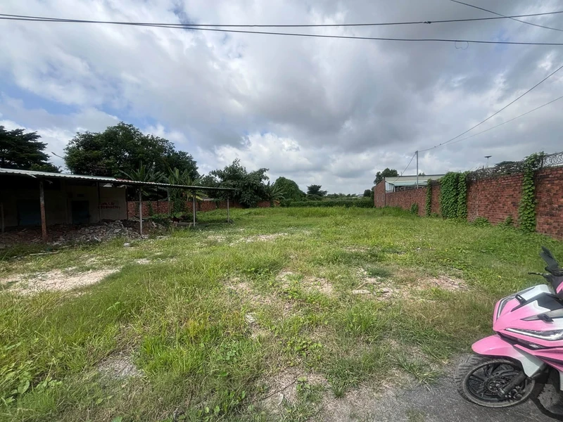 Cho thuê đất 1.000m² Tân Vạn, 6 triệu/tháng