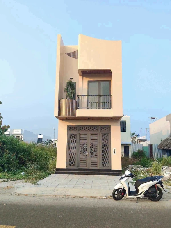 Bán nhà 1 trệt 1 lầu 90m² Rạch Giá 3.35 tỷ