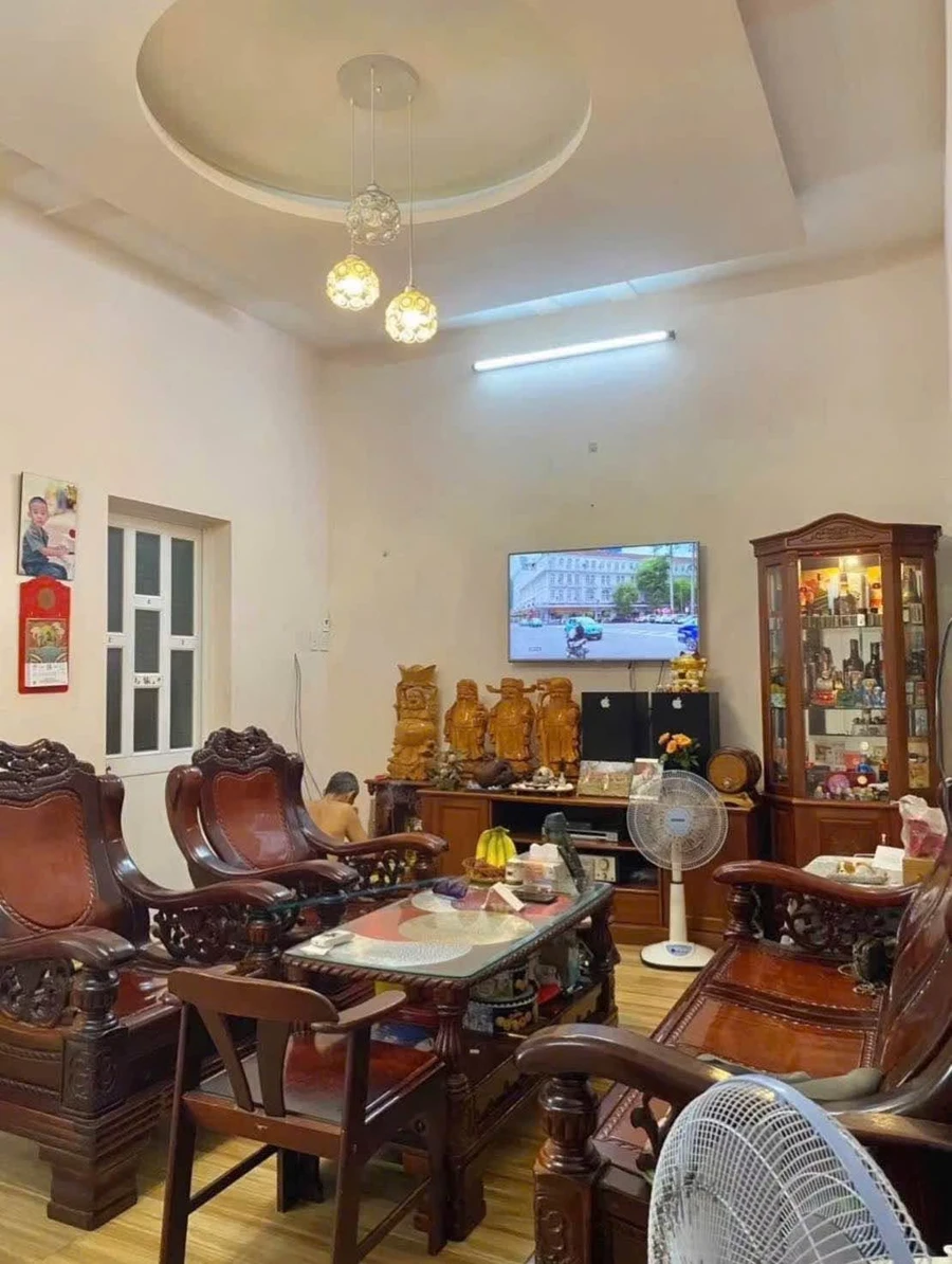 Bán nhà hẻm Cô Giang, P.4 Vũng Tàu, 82m², 2PN, 4 tỷ - Ảnh thu nhỏ 2