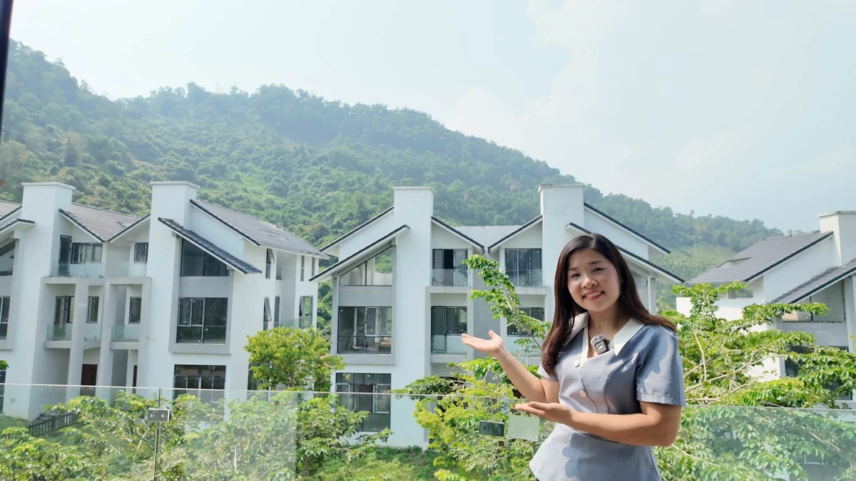 Bán biệt thự Xanh Villas khu C gần 300m2 - Ảnh 1