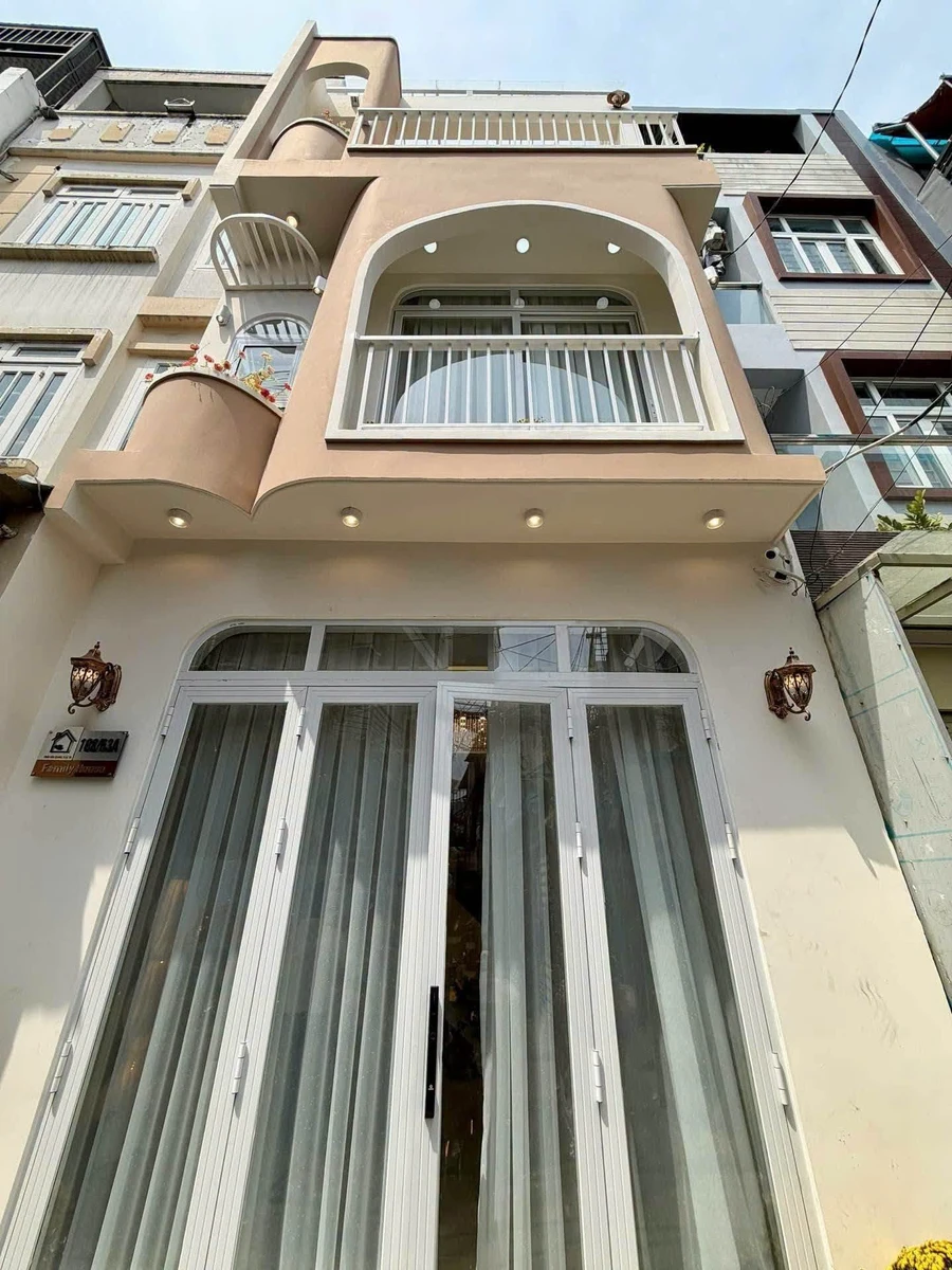 Bán nhà mới 3 tầng 54m2 đường Trần Văn Quang, Tân Bình giá 8,8 tỷ - Ảnh 1