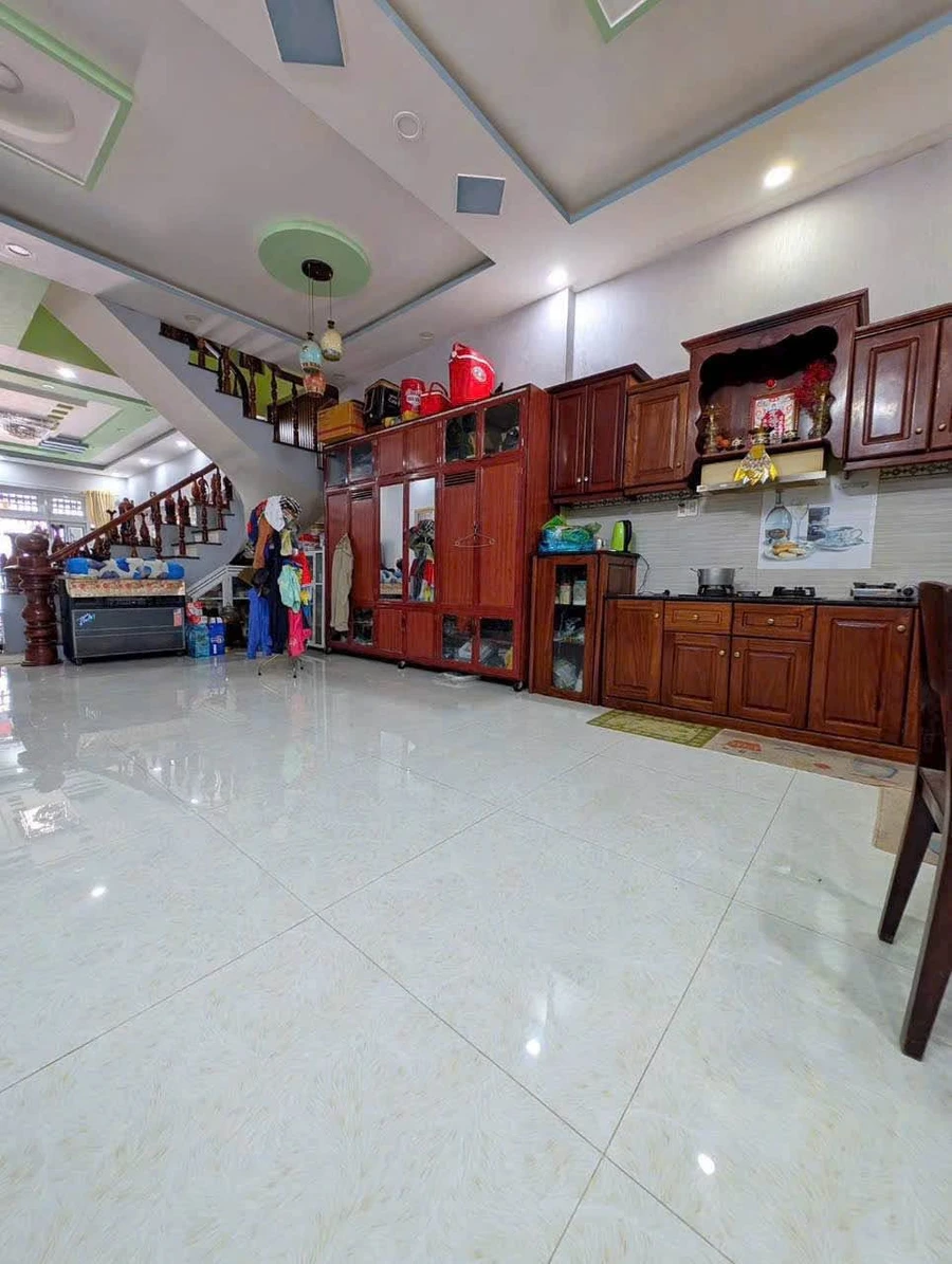 Bán nhà mặt tiền 2 phòng ngủ 100m2 Nguyễn Thị Định Quận 12 - Ảnh thu nhỏ 2