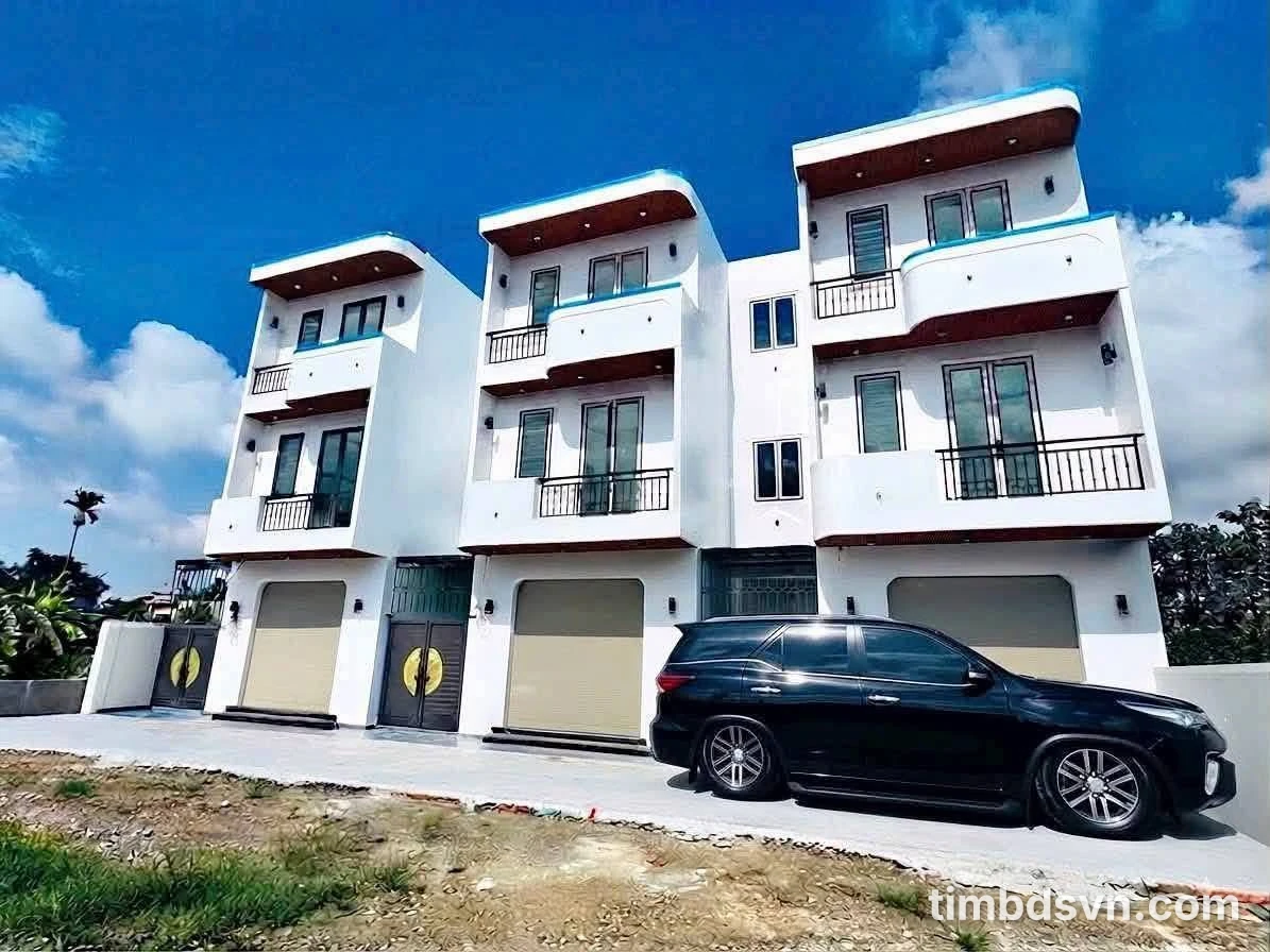 Bán nhà 3 tầng 150m2 gần KCN Nomura, Hóc Môn 1 tỷ 950 triệu - Ảnh 1