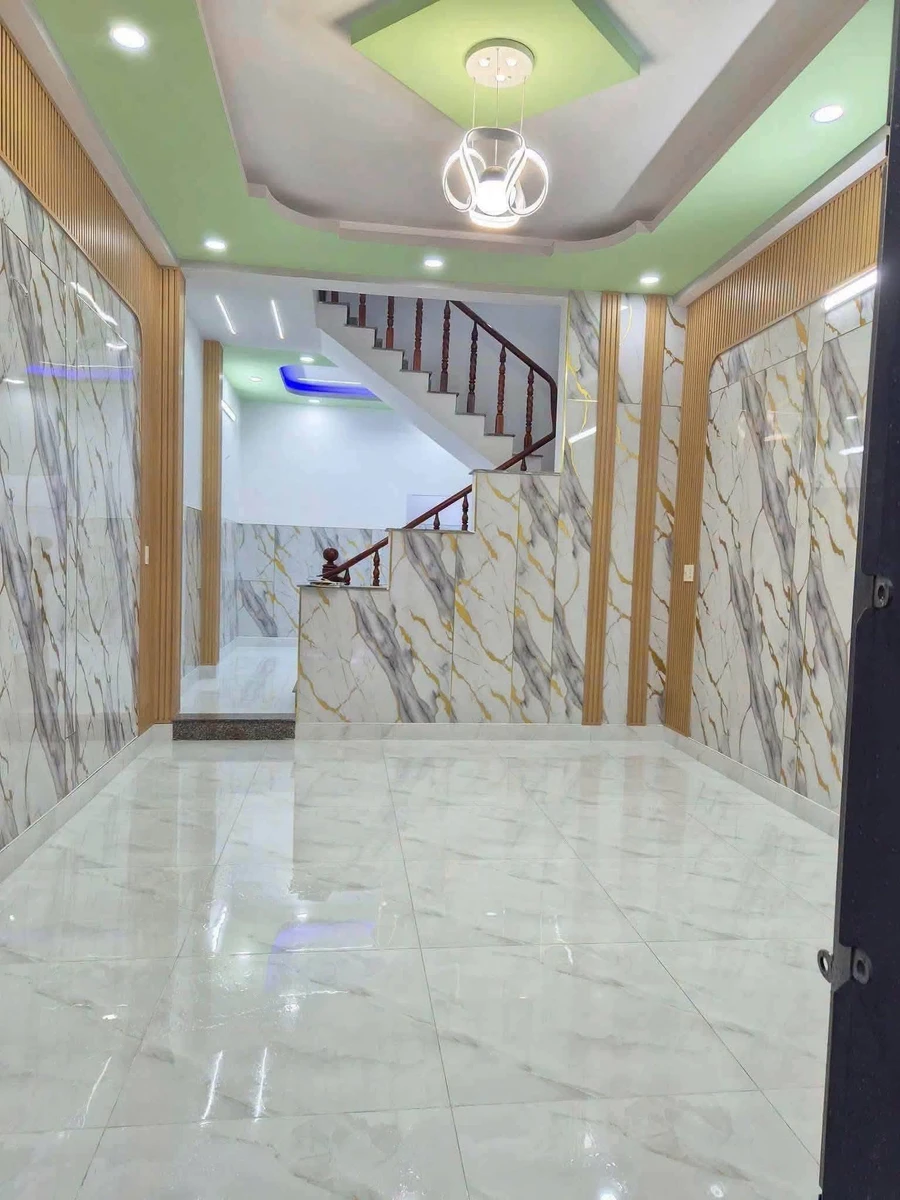 Bán nhà 60.6m² 2 phòng ngủ 3 tỷ 950 triệu gần sân bay - Ảnh thu nhỏ 3