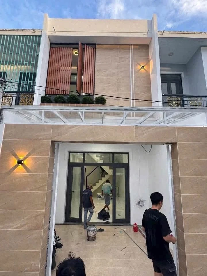 Bán nhà 1 trệt 1 lầu 150m² Phú Nhuận An Hội Bến Tre - Ảnh 1