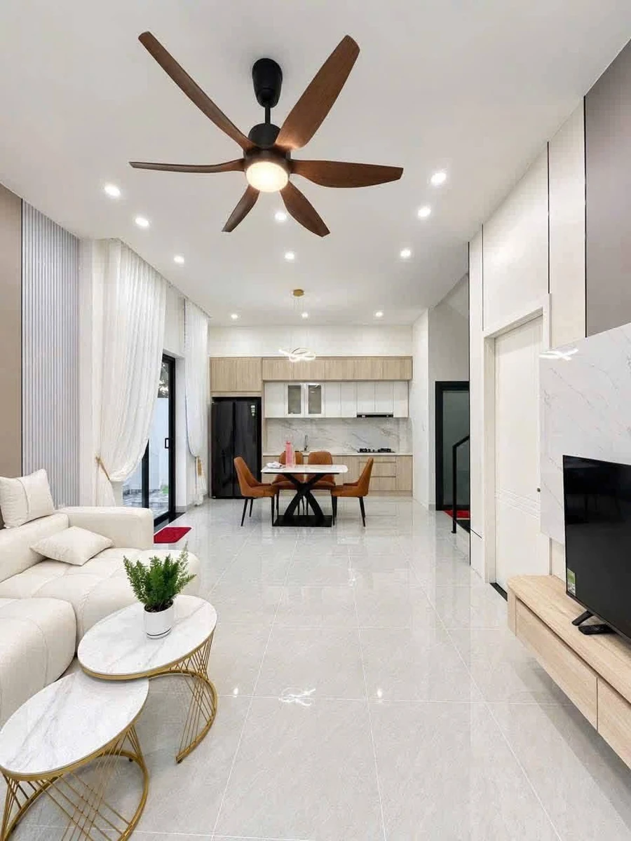 Bán nhà 1 trệt 2 lầu 81m² gần Chợ Phú Mỹ, giá 4 tỷ 039 triệu - Ảnh thu nhỏ 2