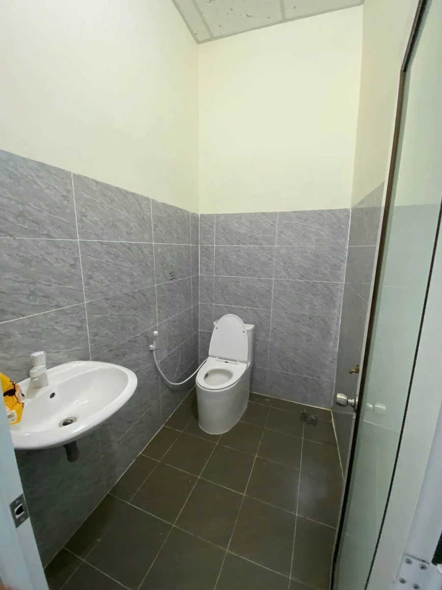 Cho thuê nhà hẻm Trần Quý Cáp 92m², 2PN, 3,5 triệu/tháng - Ảnh thu nhỏ 3