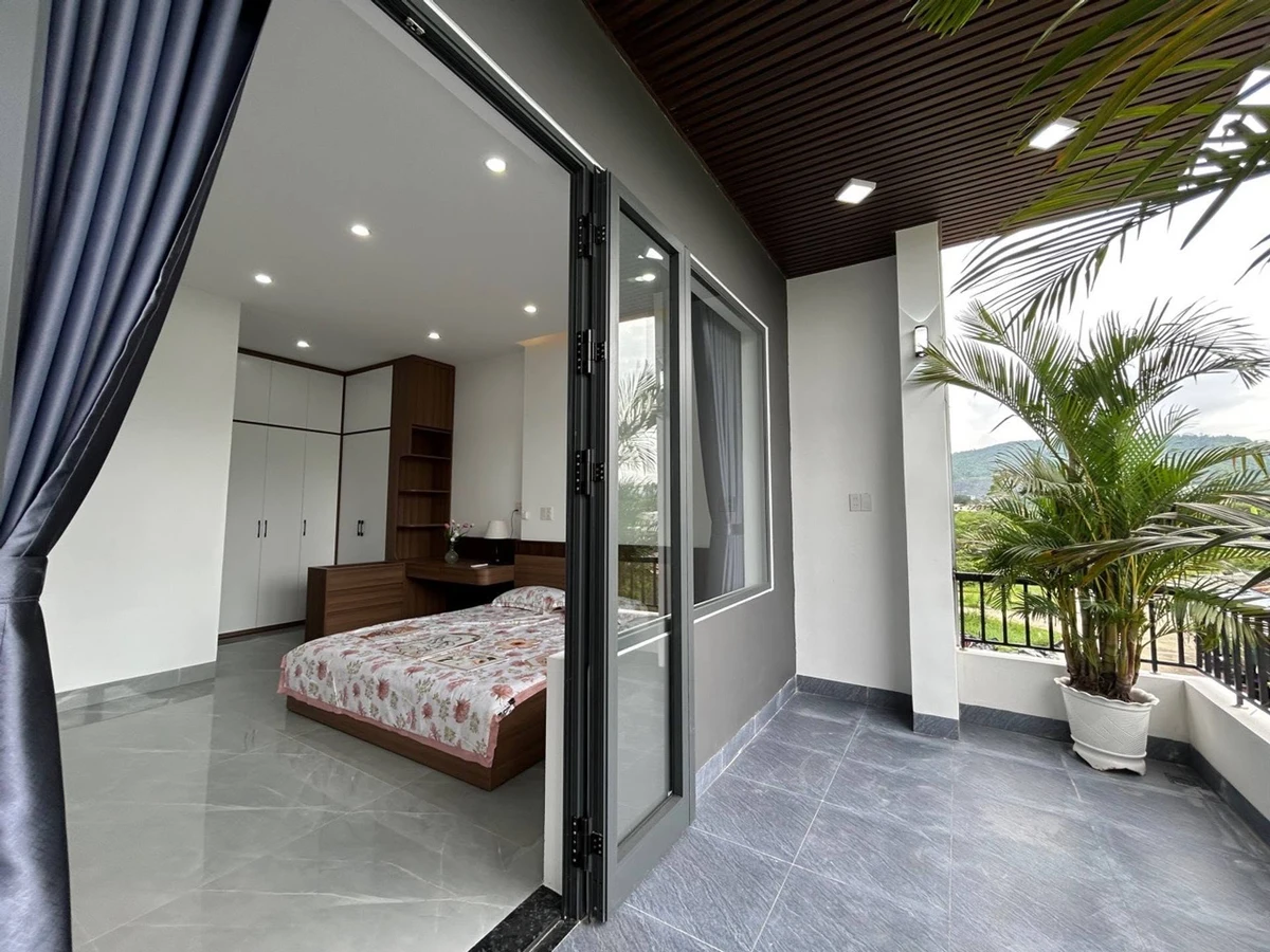 Nhà 3 tầng 4 phòng ngủ 87 m² gần Tôn Đản, giá 5 tỷ 2 - Ảnh thu nhỏ 2