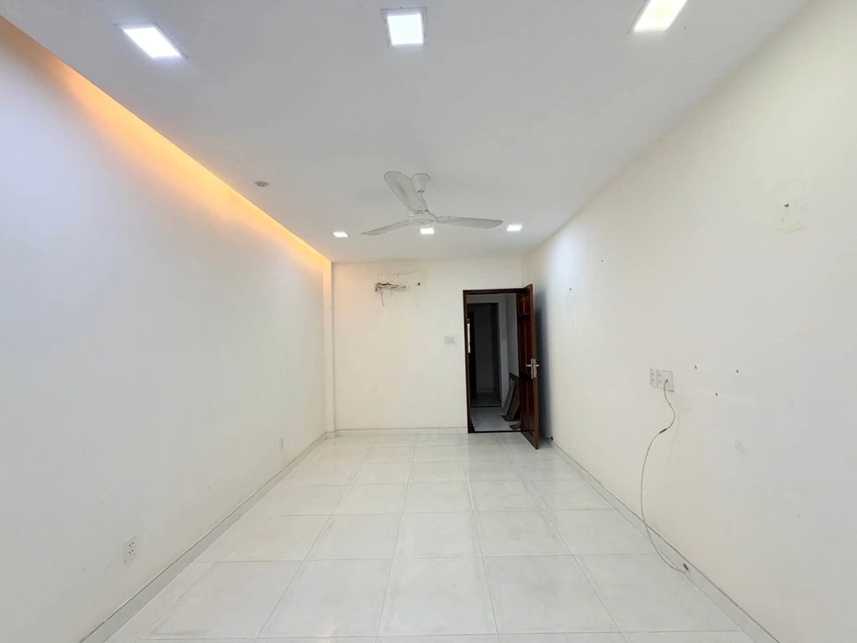 Bán nhà 4 tầng 43m2, 4PN đường Hòa Hưng, Quận 10 giá 6,78 tỷ - Ảnh thu nhỏ 5