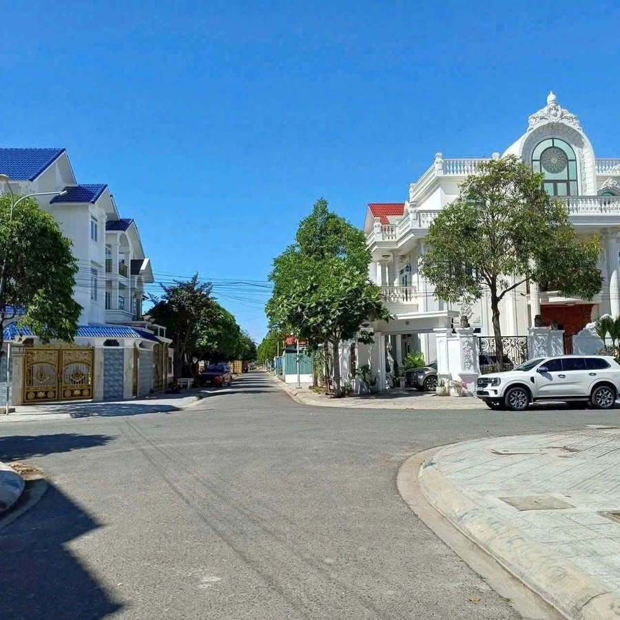 Bán biệt thự lô góc 2 mặt tiền 231m² khu Phước Sơn, Phường 11, Vũng Tàu - Ảnh 1