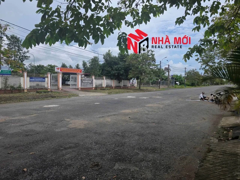 Bán nhà 180m² kinh doanh quán cà phê, Cà Mau, 3.5 tỷ