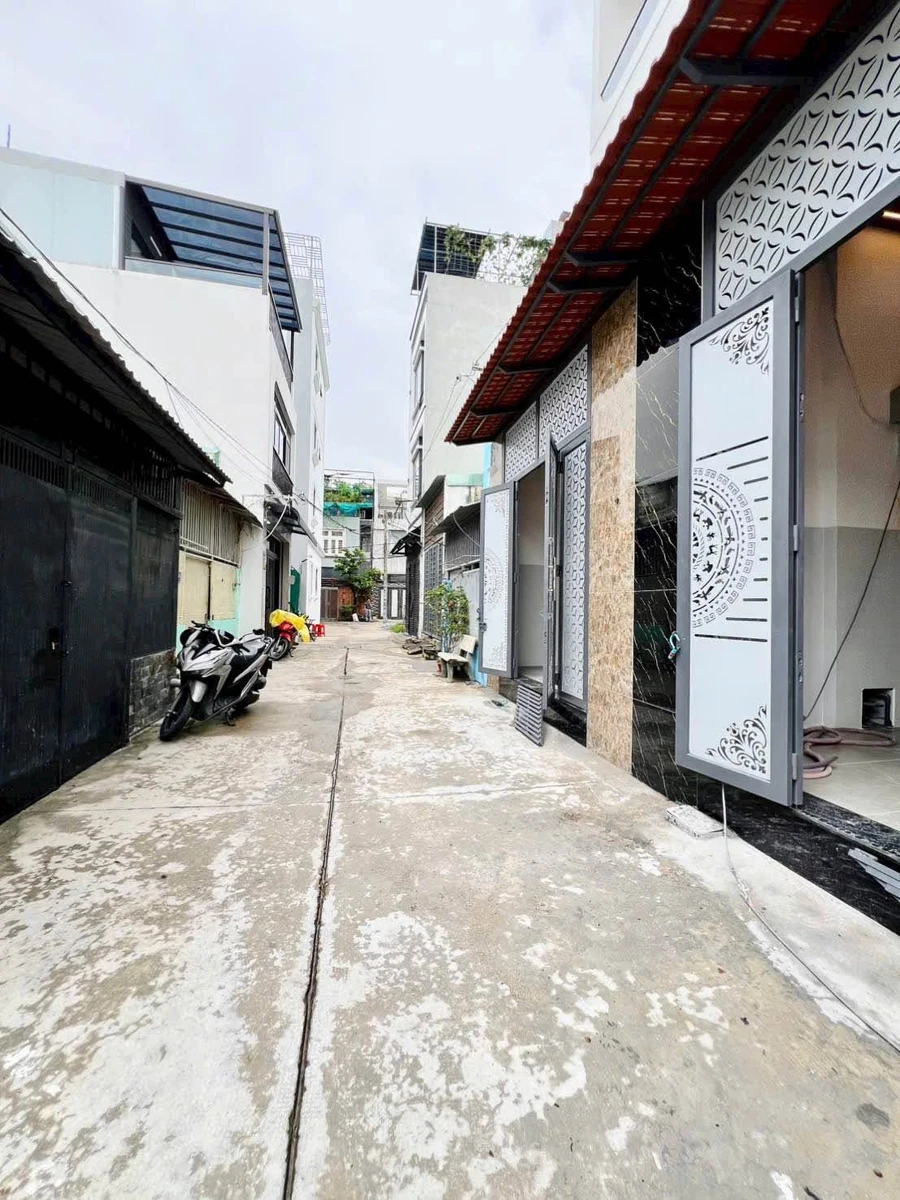 Bán nhà 2 lầu 4x14m, 3PN 4WC đường Thạnh Xuân 24, Phường Thới An, Quận 12 - Ảnh thu nhỏ 2